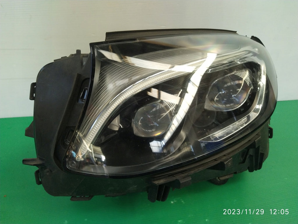 Frontscheinwerfer Mercedes-Benz Glc A2539065701 Ein Stück (Rechts oder Links) SCH9105136606kj