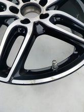 Laden Sie das Bild in den Galerie-Viewer, 1x Alufelge 18 Zoll 7.5" 5x112 52ET Schwarz A1764010700 Mercedes-Benz Rim Wheel FEL6946578730dj