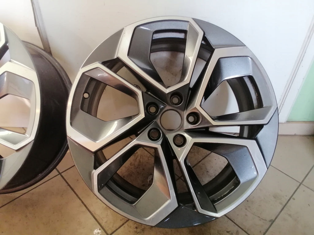 1x Alufelge 19 Zoll 7.5" 5x112 48ET Glanz Schwarz 5E3601025 Skoda Octavia 5e3 FEL5061172302dw