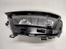 Load image into Gallery viewer, Frontscheinwerfer Skoda Kamiq 658941015D Full LED Links Scheinwerfer Headlight SCH5889376855bx