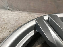 Load image into Gallery viewer, 1x Alufelge 19 Zoll 9.0" 5x120 37ET 7846786 BMW X5 F15 Rim Wheel FEL7418379716gr