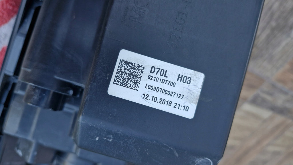 Frontscheinwerfer Hyundai Tucson D7921-21C10 Ein Stück (Rechts oder Links)