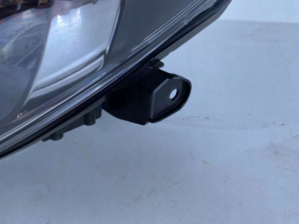 Frontscheinwerfer Toyota Yaris ARO15728 Links Scheinwerfer Headlight SCH6253728028af