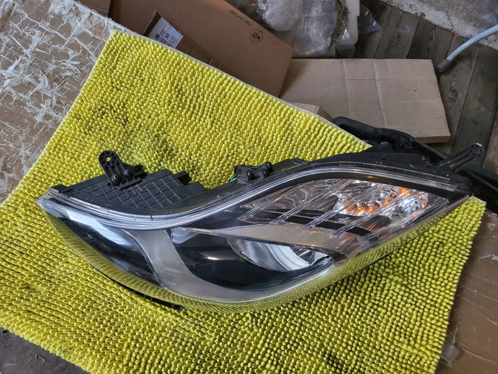 Frontscheinwerfer Hyundai Ix20 92101-1KXXX Links Scheinwerfer Headlight