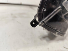 Laden Sie das Bild in den Galerie-Viewer, Frontscheinwerfer Toyota Yaris Links Scheinwerfer Headlight SCH8380704216hf