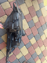Laden Sie das Bild in den Galerie-Viewer, Frontscheinwerfer Peugeot 2008 I 90015175 9677810180 Vorderseite Headlight SCH1475971224oe