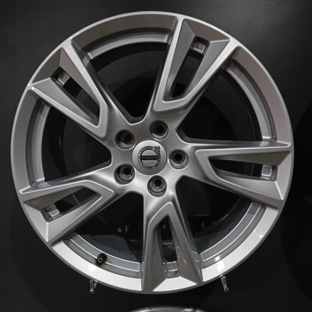 4x Alufelge 18 Zoll 7.5" 5x108 50 5ET Glanz 31362866-F602642 Volvo V60 I V90 FEL2879656972ik