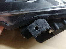 Load image into Gallery viewer, Frontscheinwerfer Toyota Yaris LED Rechts Scheinwerfer Headlight
