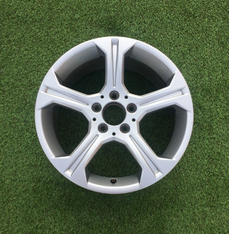 1x Alufelge 17 Zoll 8.0" 5x112 57ET Glanz Silber A2044010104 Mercedes-Benz W204 FEL9577974306xn
