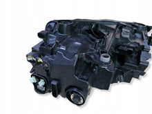 Laden Sie das Bild in den Galerie-Viewer, Frontscheinwerfer Skoda Scala 657941016A Rechts Scheinwerfer Headlight SCH8393778163rq