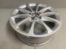 Laden Sie das Bild in den Galerie-Viewer, 1x Alufelge 17 Zoll 6.5" 5x112 44ET Glanz Silber A1774010300 Mercedes-Benz W177 FEL7295324930ma