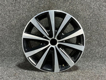Laden Sie das Bild in den Galerie-Viewer, 1x Alufelge 16 Zoll 6R0601025N VW Polo 6r Rim Wheel FEL5475996540lp