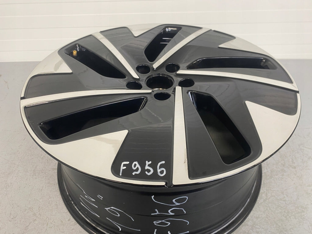 1x Alufelge 19 Zoll 8.5" 5x112 42ET Glanz Schwarz 14B601025B VW Vii Rim Wheel FEL7703683066su
