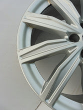 Load image into Gallery viewer, 1x Alufelge 19 Zoll 8.0&quot; 5x112 39ET 4K0601025M Audi A6 Rim Wheel