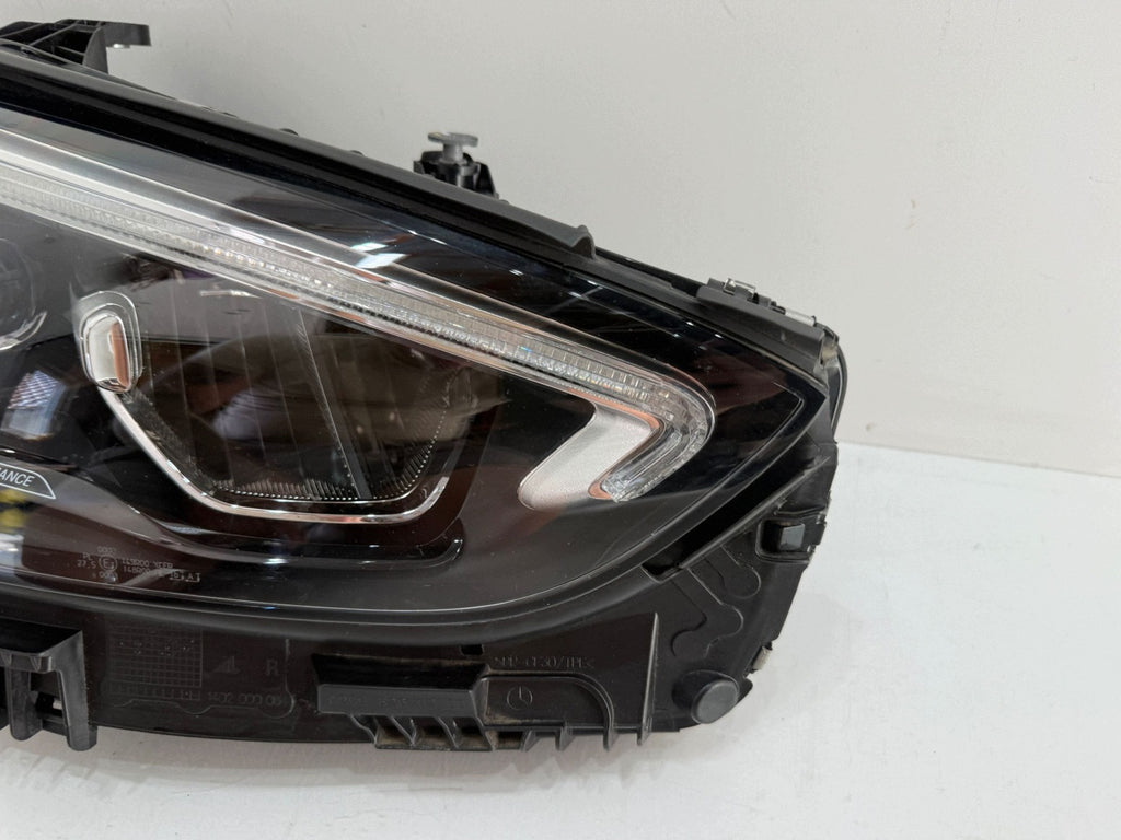 Frontscheinwerfer Mercedes-Benz W206 A2069067203 LED Rechts Headlight SCH3000107969bq