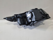 Laden Sie das Bild in den Galerie-Viewer, Frontscheinwerfer Land Rover Range I GJ32-13W030-HC LED Rechts oder Links SCH5101031391bg