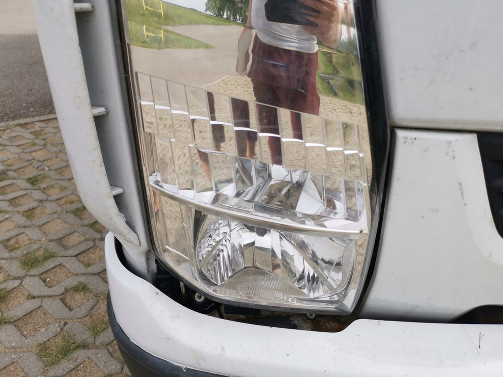 Frontscheinwerfer Nissan Cabstar Rechts Scheinwerfer Headlight