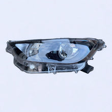 Load image into Gallery viewer, Frontscheinwerfer Toyota Yaris Links Scheinwerfer Headlight