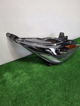 Laden Sie das Bild in den Galerie-Viewer, Frontscheinwerfer Toyota Aygo 99226-81017- Rechts Scheinwerfer Headlight SCH6336333258tj