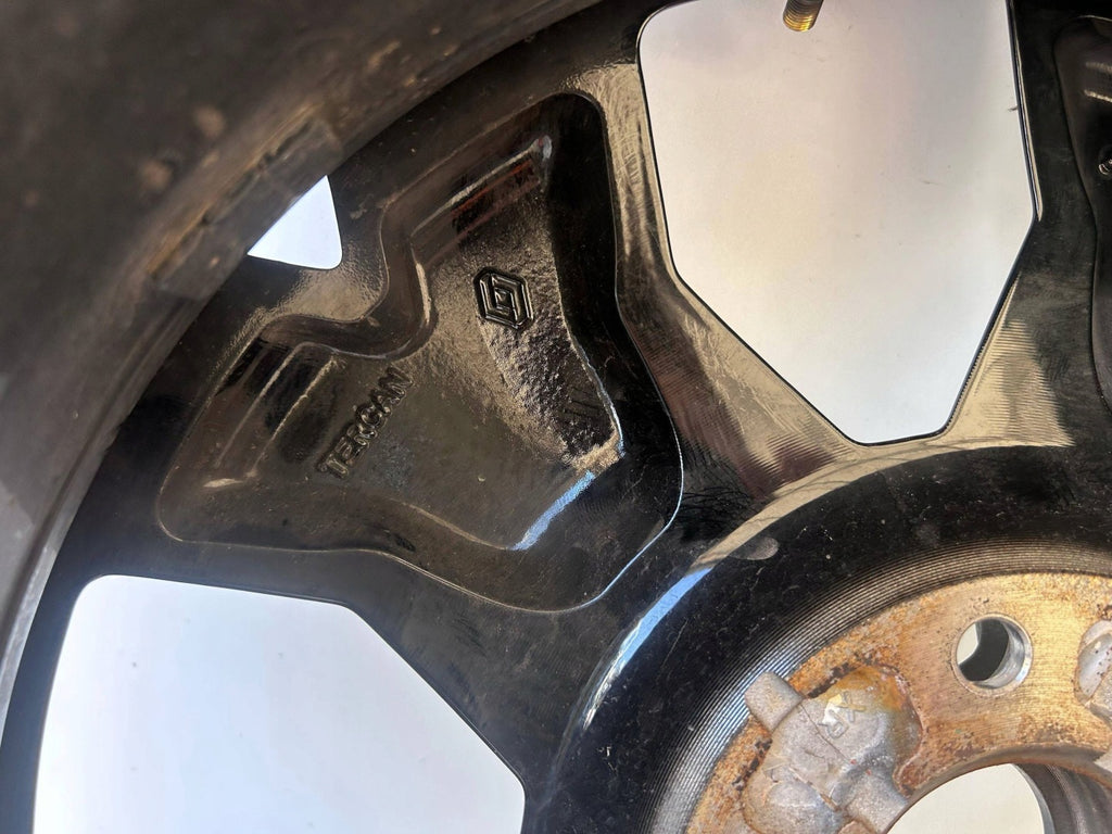 1x Alufelge 17 Zoll 6.5" 5x114.3 50ET Glanz Schwarz 403000531 Dacia Duster FEL1080654520gx