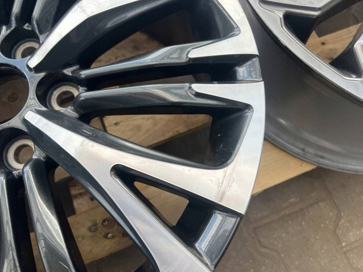 1x Alufelge 18 Zoll 5x114.3 Toyota C-Hr Rim Wheel FEL8627424980ei