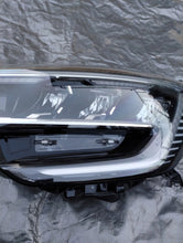 Laden Sie das Bild in den Galerie-Viewer, Frontscheinwerfer Renault Megane IV 260608417R Full LED Links Headlight SCH7596422642pz
