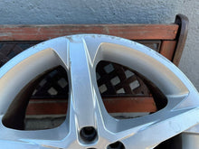 Load image into Gallery viewer, 1x Alufelge 18 Zoll 8.0" 5x108 55ET Glanz Silber BM5J-1007-FB Ford Focus FEL1390241665is
