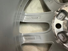 Load image into Gallery viewer, 1x Alufelge 16 Zoll 6.5&quot; 5x112 46ET Glanz Silber 5G0601025 Vw Rim Wheel