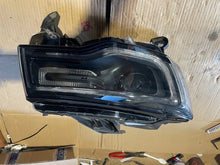 Laden Sie das Bild in den Galerie-Viewer, Frontscheinwerfer Jeep Grand Cherokee Wk2 68266650AE Rechts Headlight SCH1309517849dk
