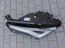 Laden Sie das Bild in den Galerie-Viewer, Frontscheinwerfer Seat Ateca 576941031C Links Scheinwerfer Headlight SCH9890442412wi