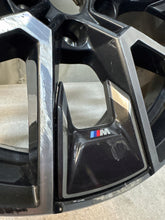 Laden Sie das Bild in den Galerie-Viewer, 1x Alufelge 18 Zoll 8.5" 5x112 36ET Glanz Schwarz 8747286 BMW Rim Wheel FEL2598524984jm