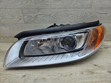 Load image into Gallery viewer, Frontscheinwerfer Volvo V70 31353532 Xenon Links Scheinwerfer Headlight SCH4085274849fv