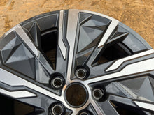 Laden Sie das Bild in den Galerie-Viewer, 1x Alufelge 17 Zoll 7.0&quot; 5x114.3 43,5ET Glanz 52910-N7160 Hyundai Tucson