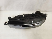 Laden Sie das Bild in den Galerie-Viewer, Frontscheinwerfer Skoda Scala I 655941016A 655941015A LED Links Headlight SCH1130634673jo
