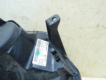 Laden Sie das Bild in den Galerie-Viewer, Frontscheinwerfer Dacia Duster 260608209R Links Scheinwerfer Headlight