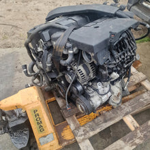 Laden Sie das Bild in den Galerie-Viewer, Motor BMW E60 E90 N43 Benzin Engine Komplett