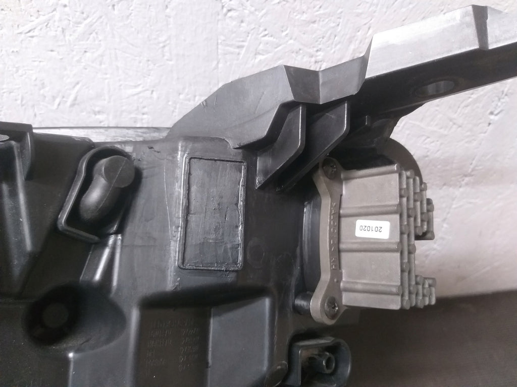 Frontscheinwerfer Renault Arkana 260102483R Rechts Scheinwerfer Headlight SCH1795466342ub