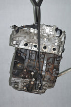 Laden Sie das Bild in den Galerie-Viewer, Motor Opel Renault Vivaro A Trafic M9R M9RL7L7 2.0 DCI Diesel Engine Unkomplett