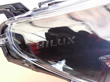 Laden Sie das Bild in den Galerie-Viewer, Frontscheinwerfer Toyota Hilux VIII 1EJ-923364-040 Rechts Scheinwerfer Headlight SCH9345734337zk