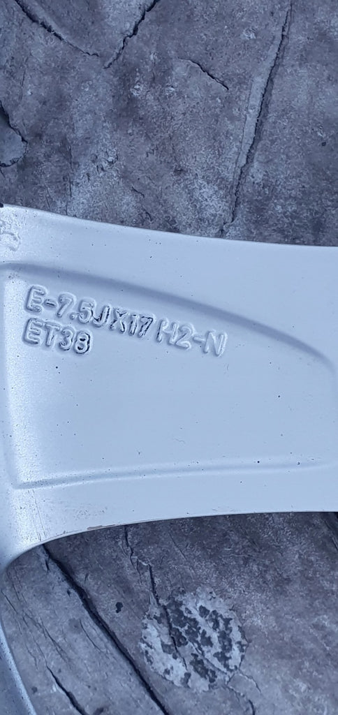 1x Alufelge 17 Zoll 7.5" 5x112 38ET Glanz Silber 8W0601025EH Audi A4 Rim Wheel FEL9530588639yl