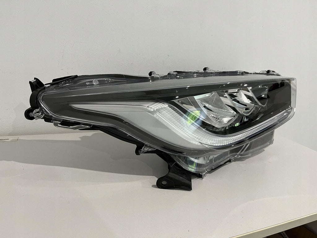 Frontscheinwerfer Toyota Yaris LED Rechts Scheinwerfer Headlight