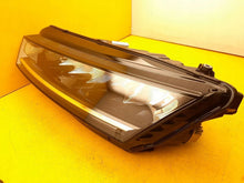 Laden Sie das Bild in den Galerie-Viewer, Frontscheinwerfer Skoda Octavia IV 5E4941015 LED Ein Stück (Rechts oder Links) SCH3801088430st