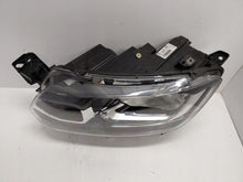 Laden Sie das Bild in den Galerie-Viewer, Frontscheinwerfer Toyota Proace City 9835780680 Links Scheinwerfer Headlight SCH8676165901fw