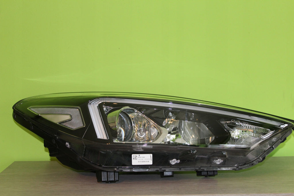 Frontscheinwerfer Hyundai Tucson 92102-D7600 Rechts Scheinwerfer Headlight