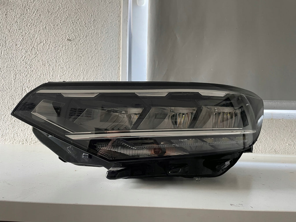 Frontscheinwerfer VW Passat B8 3G1941035Q Full LED Ein Stück (Rechts oder Links) SCH6544680449kg