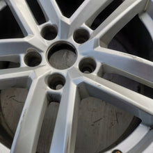 Load image into Gallery viewer, 1x Alufelge 17 Zoll 7.5" 5x112 38ET Glanz Silber 8W0601025E Audi Rim Wheel FEL8707534778yl