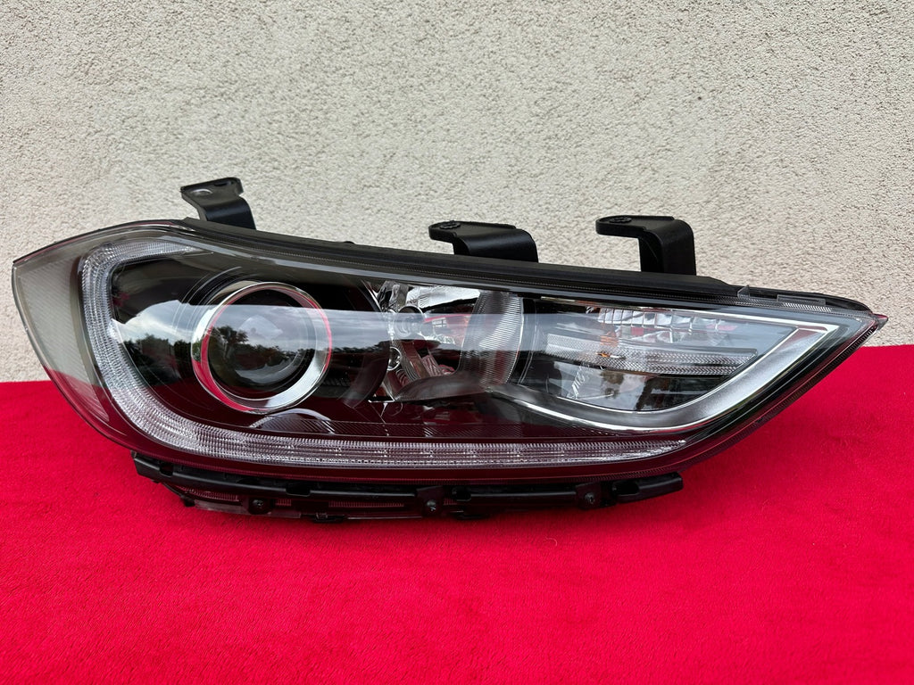 Frontscheinwerfer Hyundai Elantra Rechts Scheinwerfer Headlight