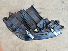 Laden Sie das Bild in den Galerie-Viewer, Frontscheinwerfer BMW 2 Active Tourer U06 5A42247-08 Links Headlight SCH5697220293cc