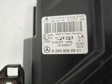 Laden Sie das Bild in den Galerie-Viewer, Frontscheinwerfer Mercedes-Benz W246 030129523104 A2469066901 Links Headlight SCH7870384614jh