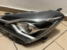 Load image into Gallery viewer, Frontscheinwerfer Toyota Yaris LED Ein Stück (Rechts oder Links) Headlight SCH4560334519lo